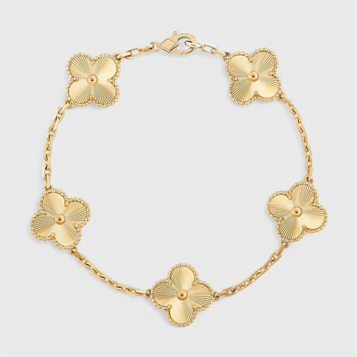 Pulsera con Motivo de Trébol y Elegancia Baño de Oro