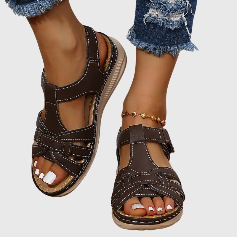 Piper - Sandalias ligeras con correa