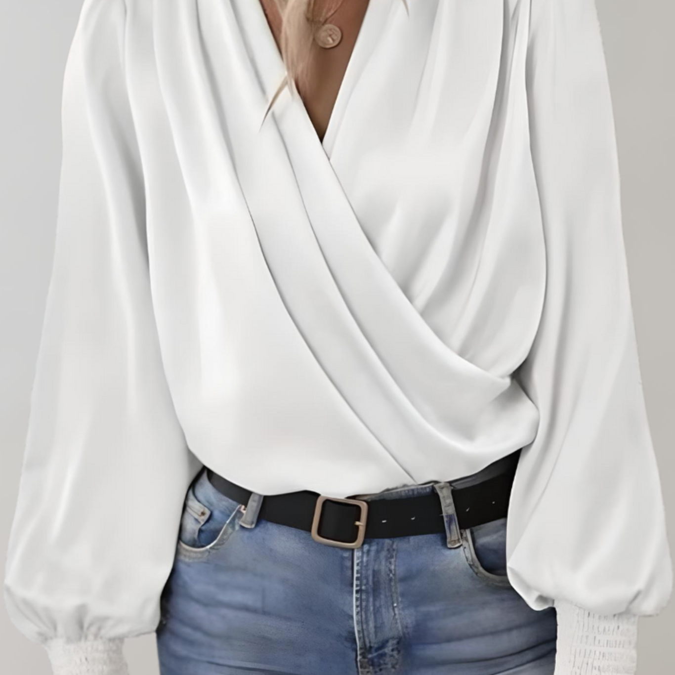 Quinn | Blusa Elegante de Manga Larga con Escote en V