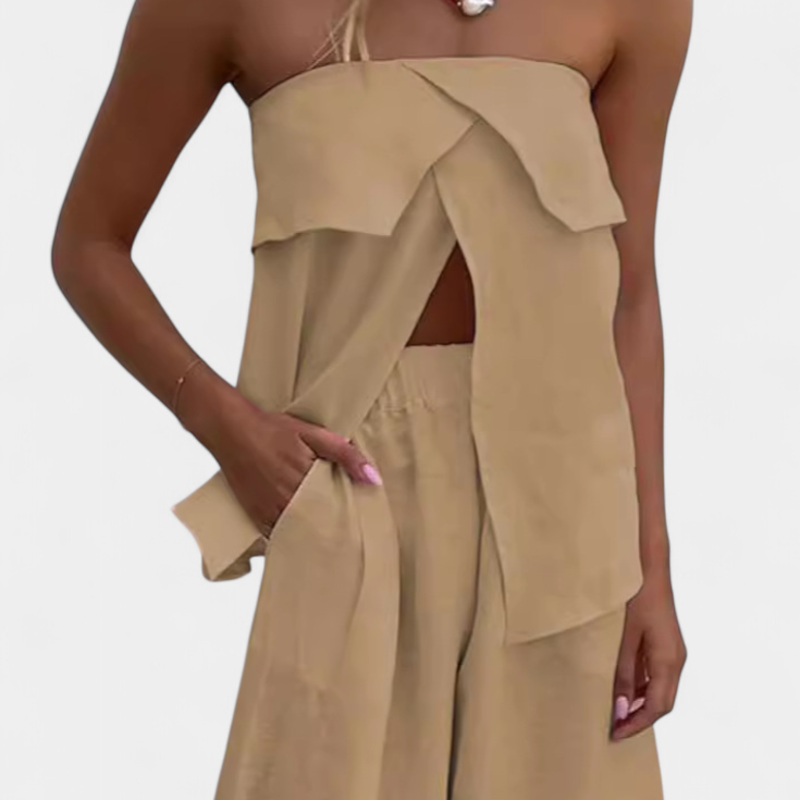 Oriana Conjunto Strapless con Falda de Abertura en Color Liso